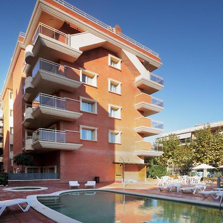 Apartamentos Imperial Salou Kültér fotó