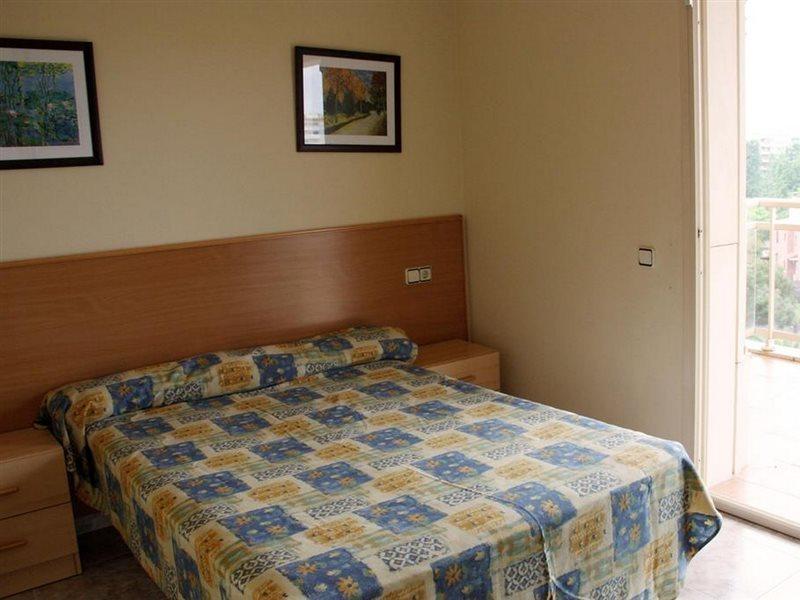 Apartamentos Imperial Salou Kültér fotó